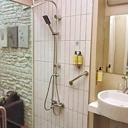 فندق بيرادايز 3*