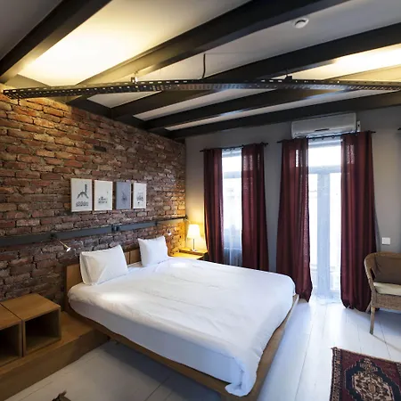 Hotel Peradays 3*